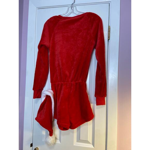 Fashion Nova Oh Santa plush PJ/Romper  . - Picture 4 of 7